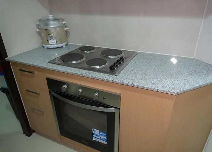 A2j Luxury Uptown 3br Near Uptown Mall