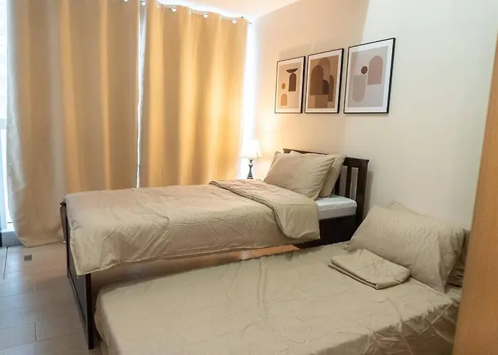 A2j Luxury Uptown 3br Near Uptown Mall Apartment Manila