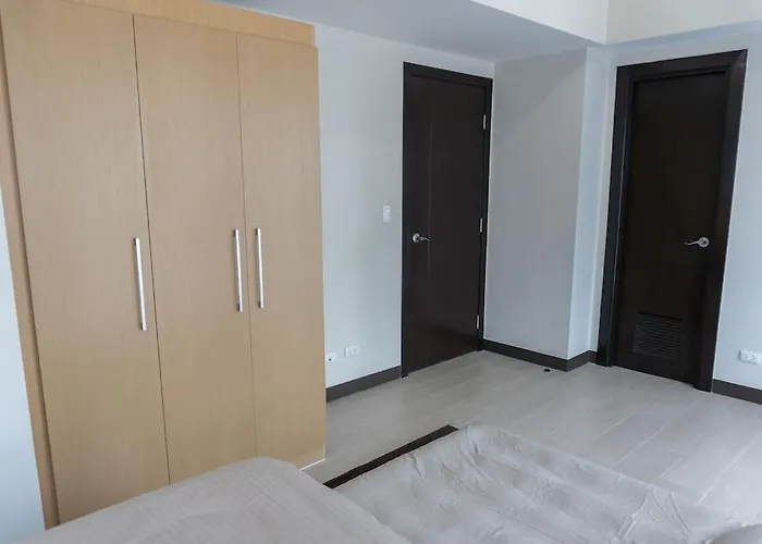 Apartment A2j Luxury Uptown 3br Near Uptown Mall *