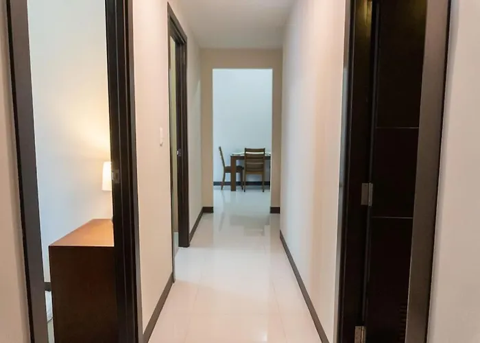 A2j Luxury Uptown 3br Near Uptown Mall Apartment