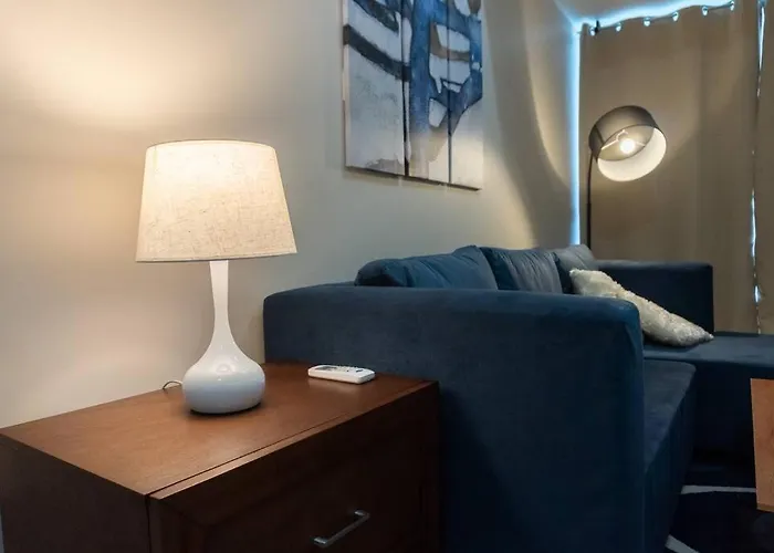 A2j Luxury Uptown 3br Near Uptown Mall Apartment *